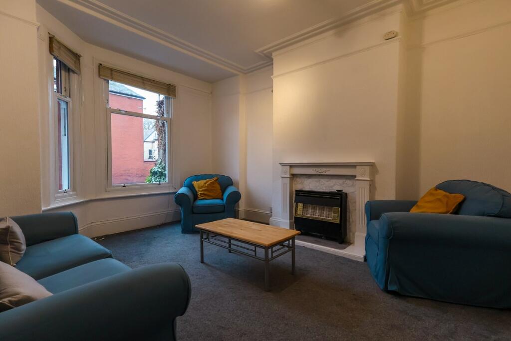 Redcar Avenue, Withington, M20