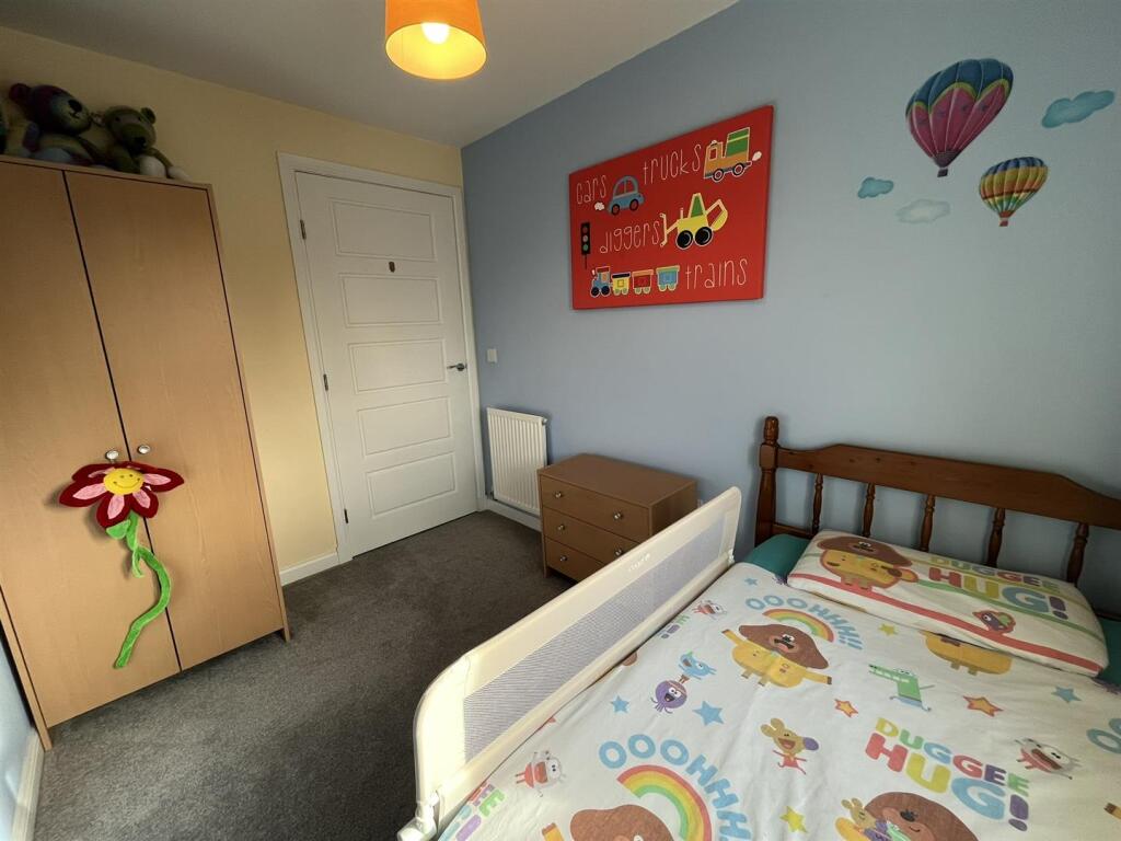 BEDROOM 3