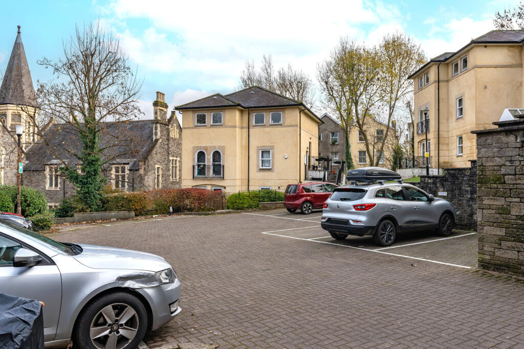 Photo 16