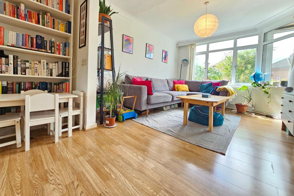 Living Room / Dining Room