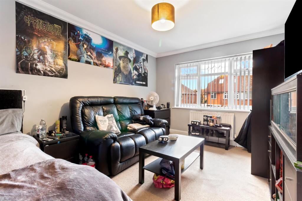 Wiston Avenue,93-013.jpg