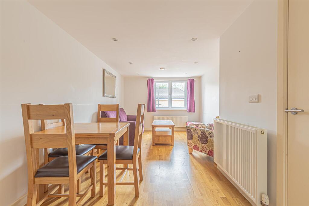 flat 7, Langley House-tw4 (1).jpg