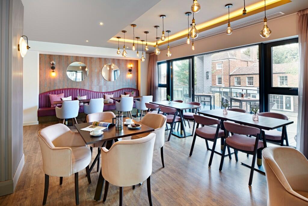 Communal Bistro