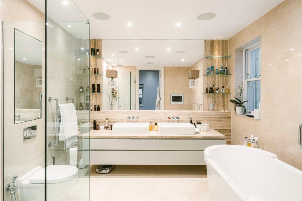 Ensuite Bathroom