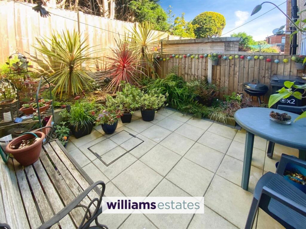 courtyard garden