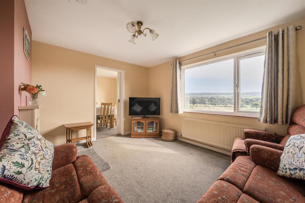 Page 5 bottom right 1358562-6-68dc143d26e62.jpg