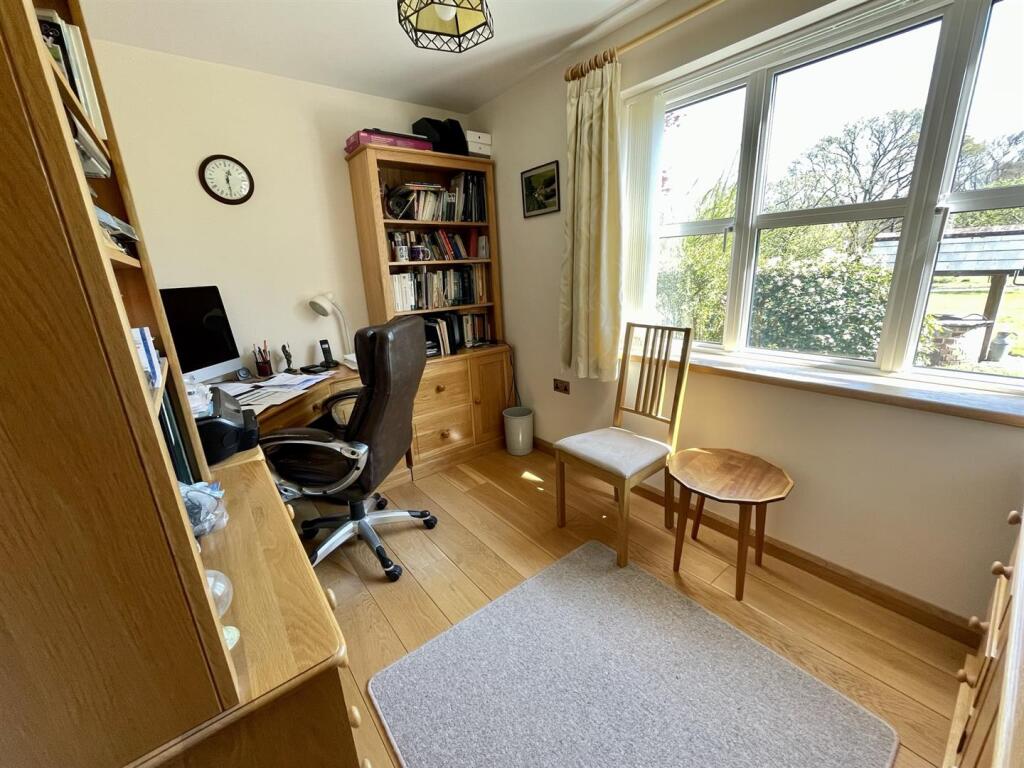 office.JPEG