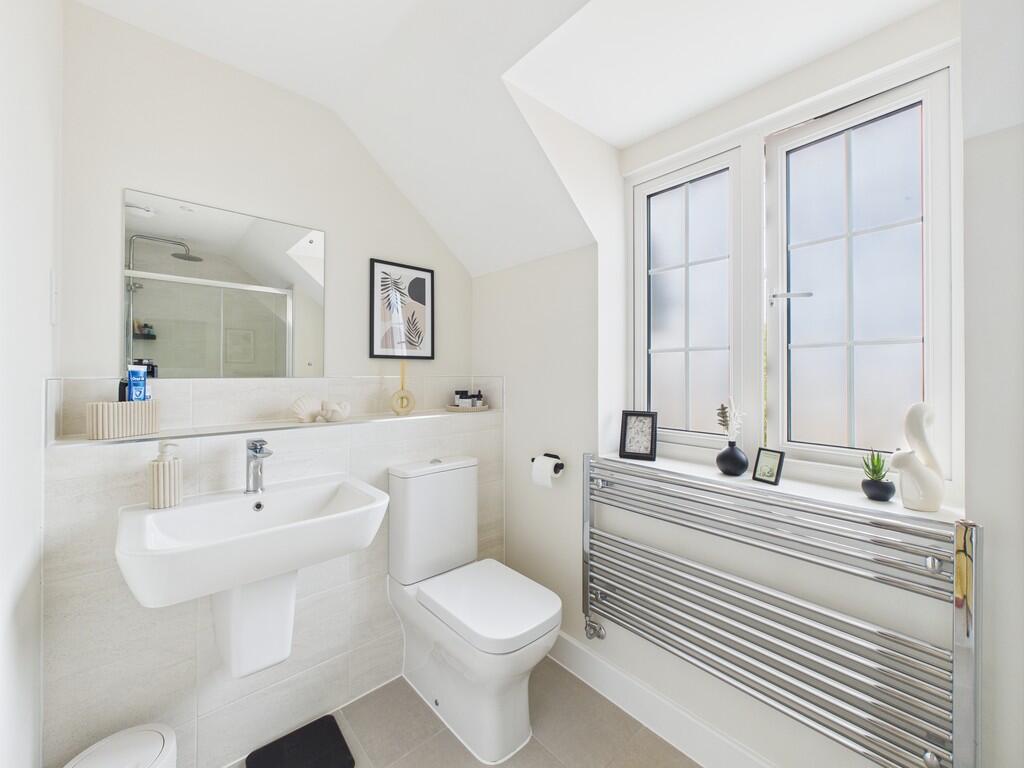 CAM05068G0-PR0038...