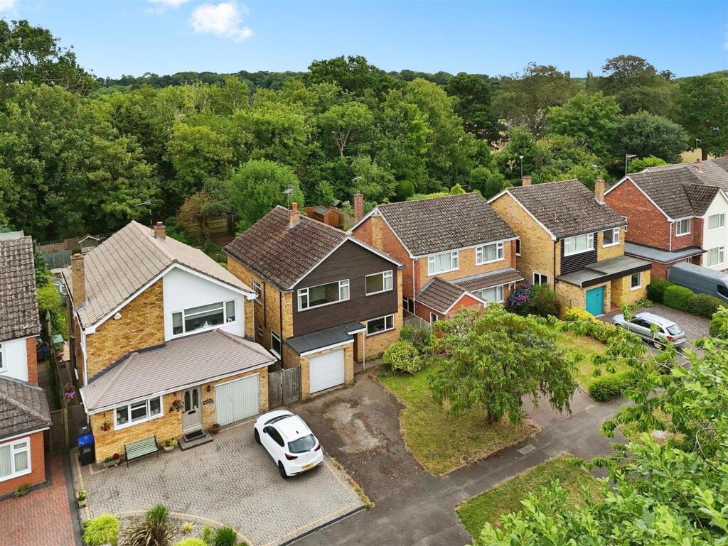 170f9d79--4661-9E9C-D624FD1BBF1B-28047-00000309804