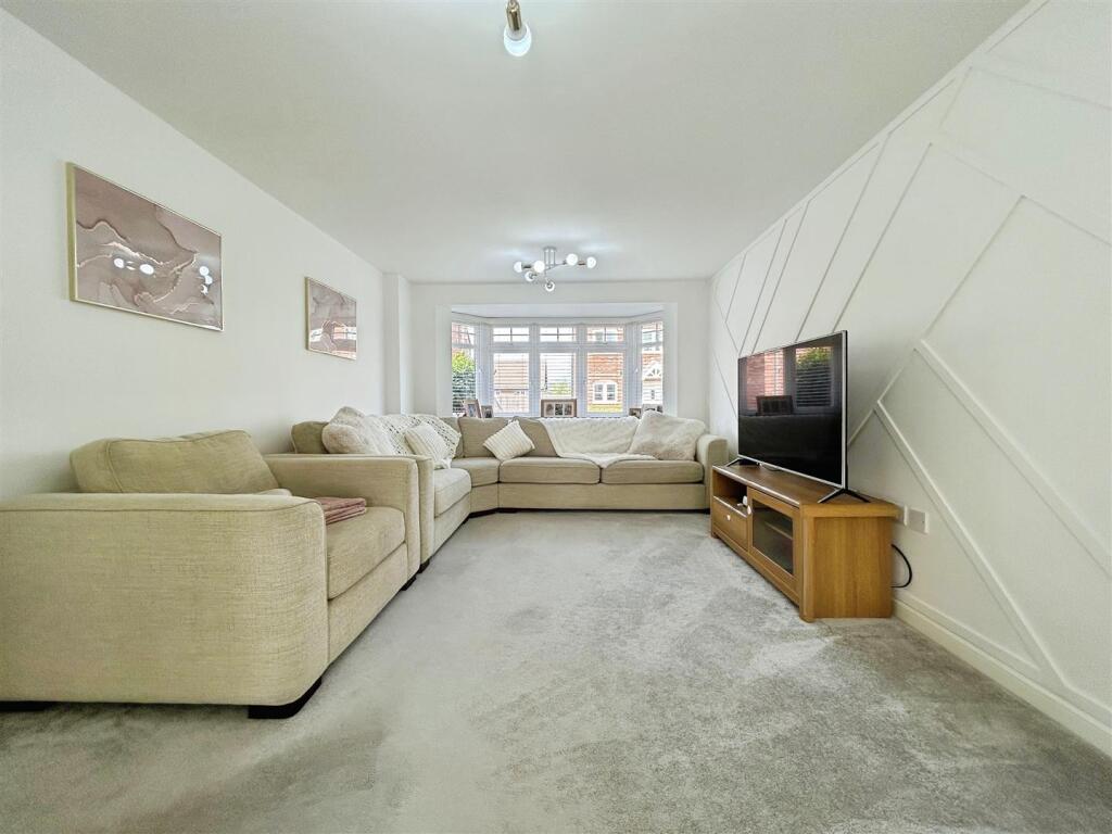 b550d51b-0-4205-BCED-7D134AFE9800-1141-000000E3261