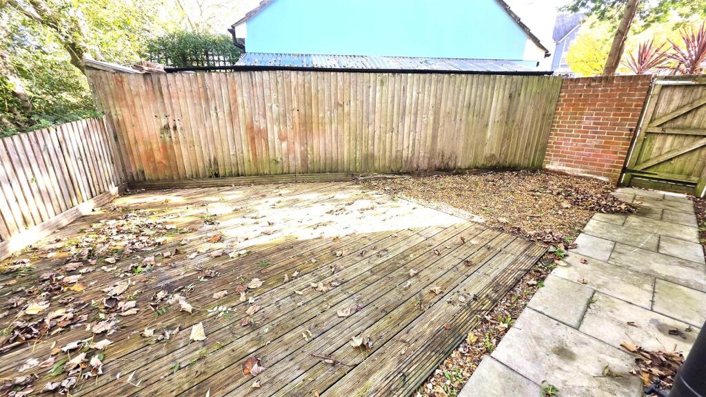 Decking.jpg