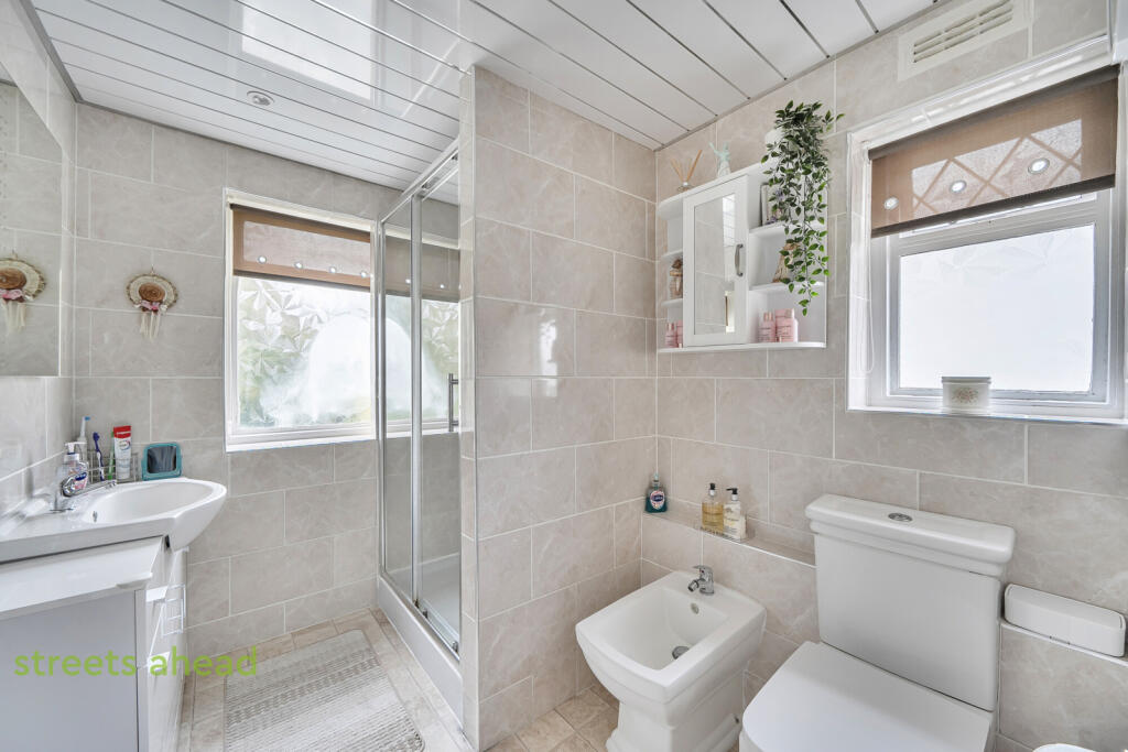 cfeaa44b-8e16-49b...