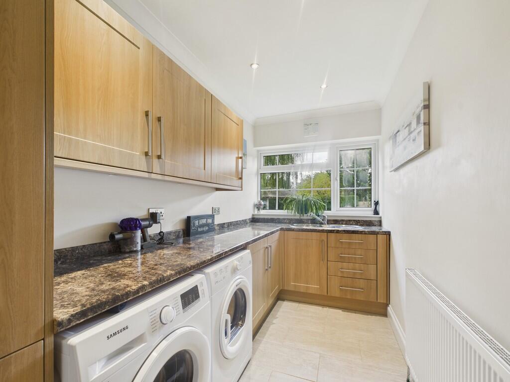 CAM04092G0-PR0099...