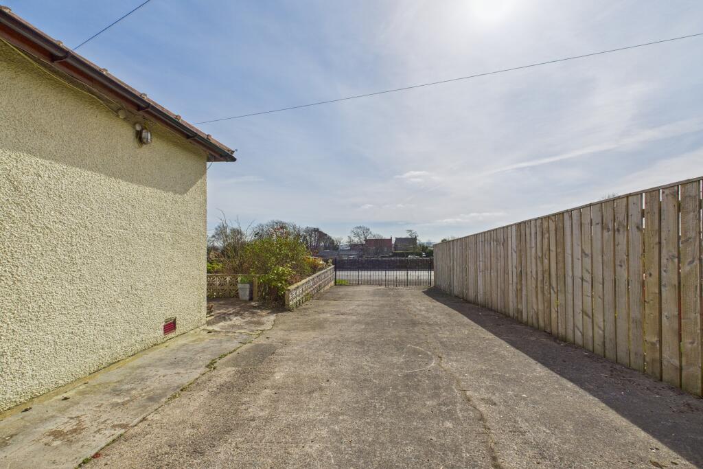 CAM04201G0-PR0066-STILL020