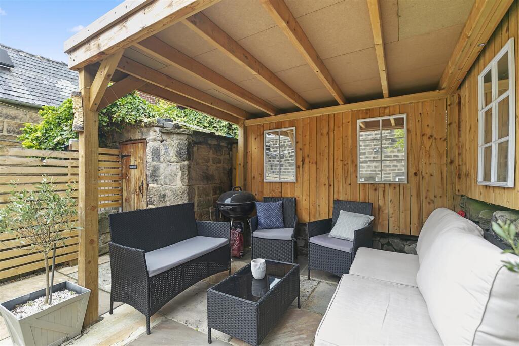 Covered Sitting Area