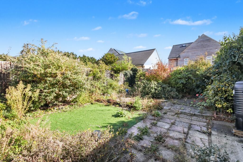 14 Montagu Road, Great Stukeley, Cambridgeshire, PE28 4AS