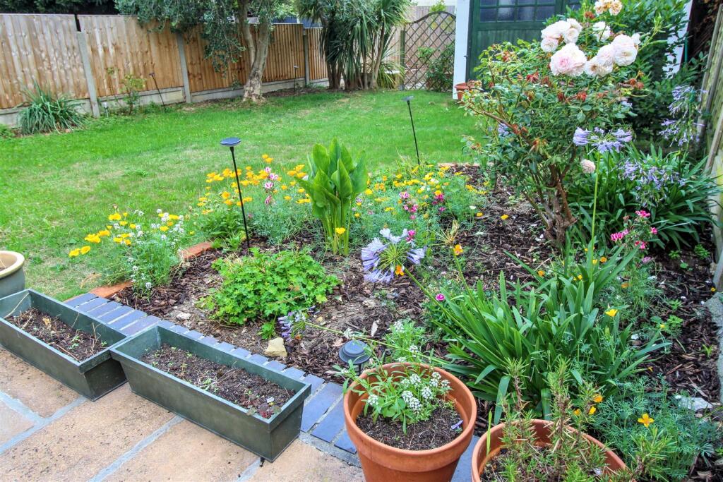 Rear Garden 2.jpg