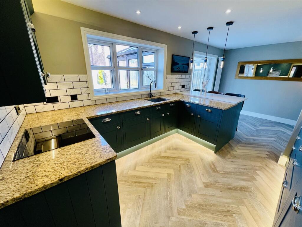 Open Plan Kitchen/Dining Room