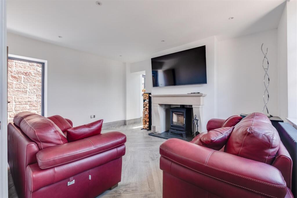 Constables - School House, Burton Road-7.jpg