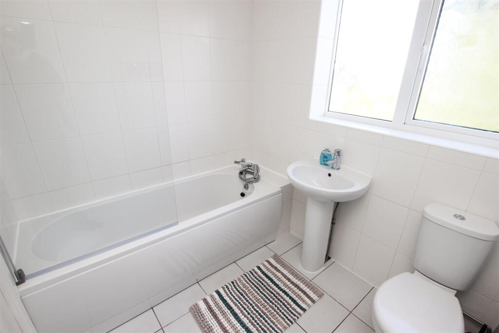 HOUSE BATHROOM