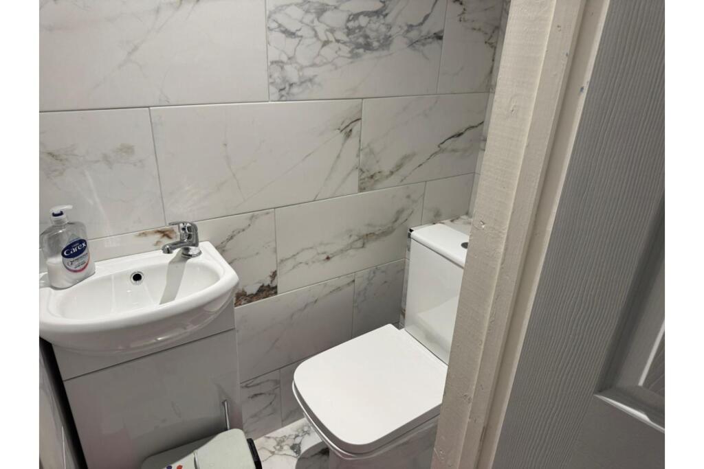 Downstairs Cloakroom