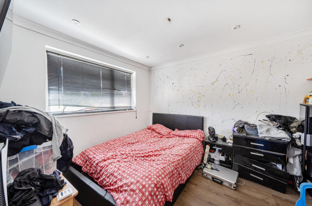 1309923-6-686da43...