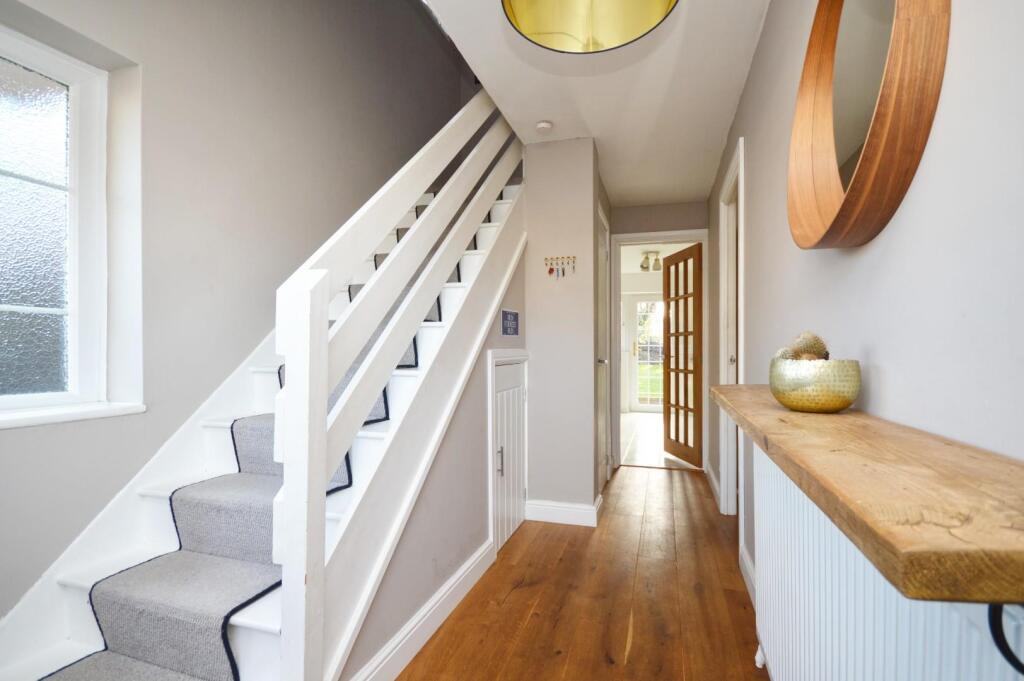 Montague Road, Saltford