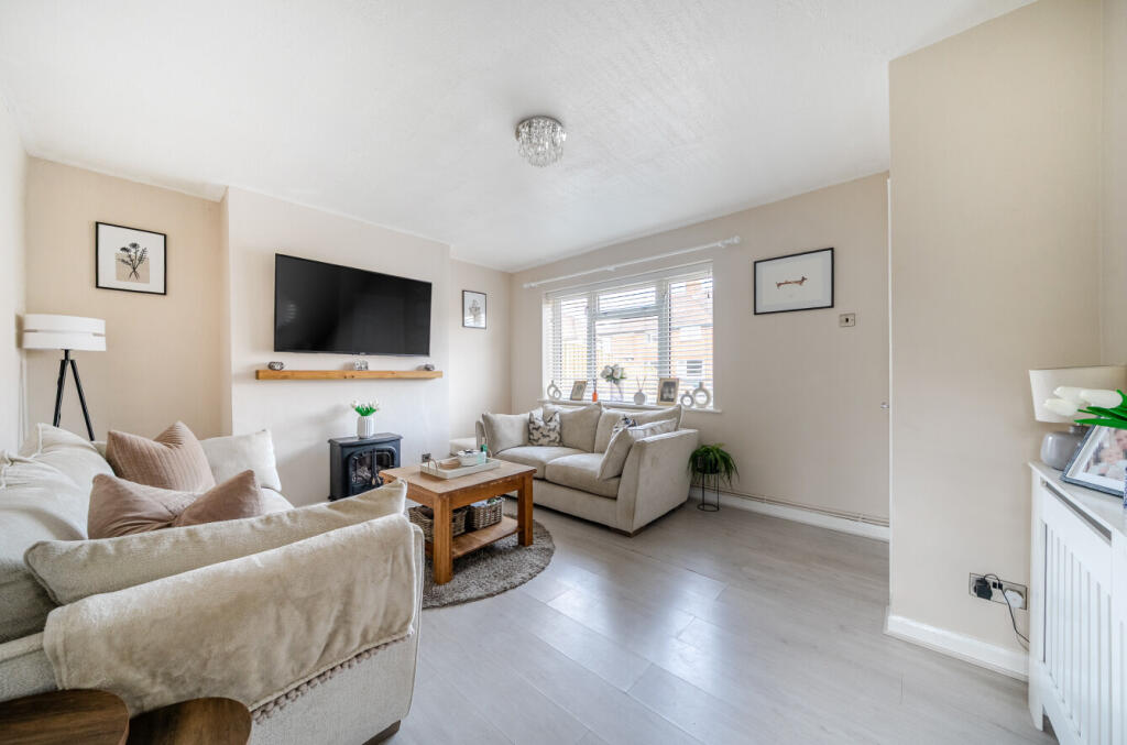 1304071-18-68409fd3cf2be