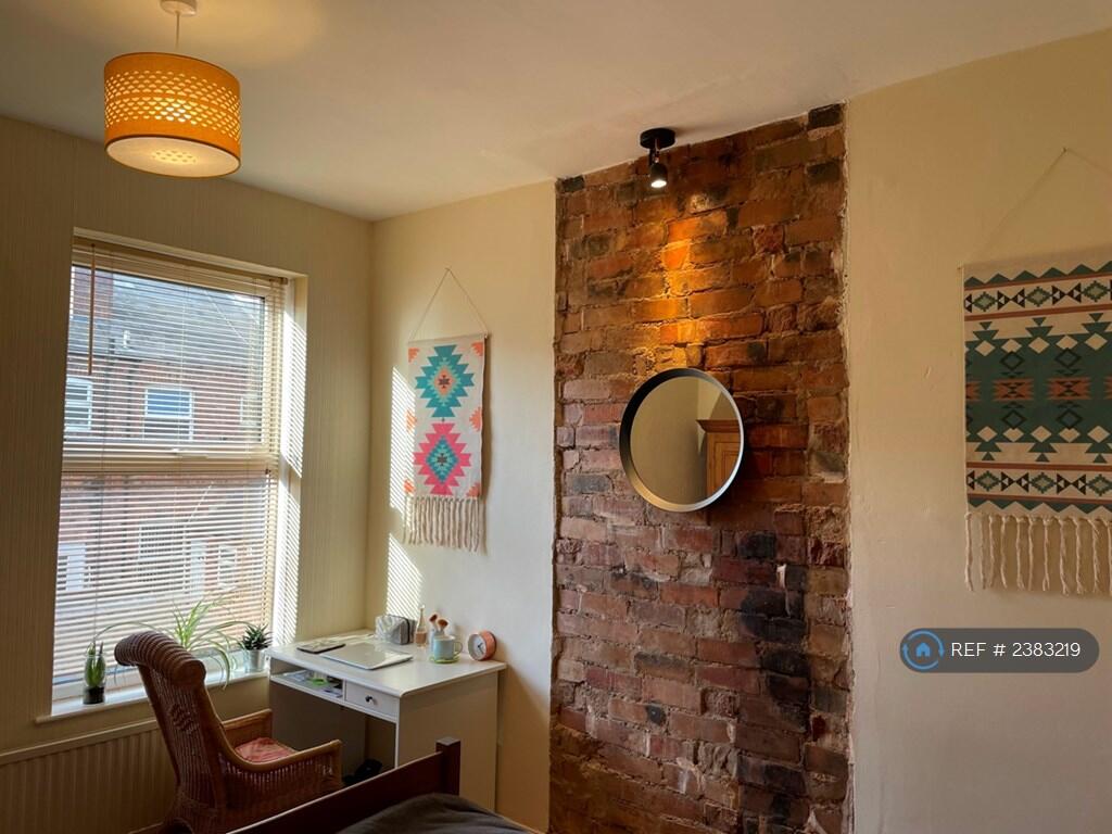 Rear Bedroom