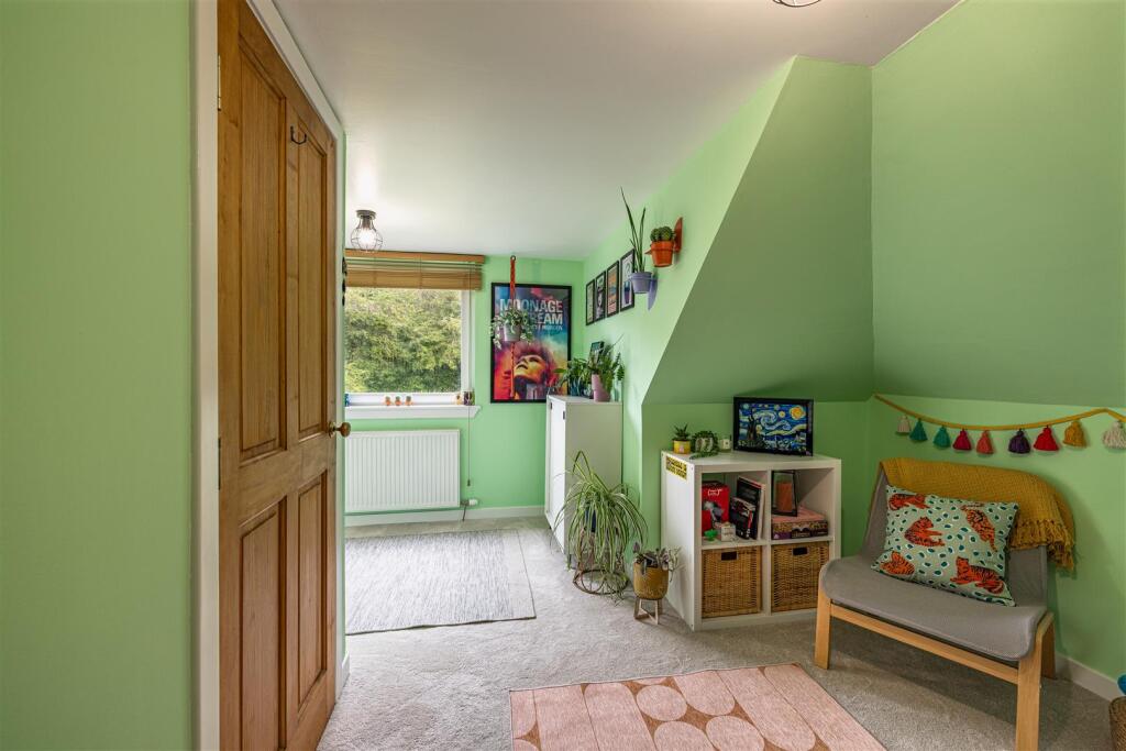 42 Glendinning Terrace Galashiels 30.jpg