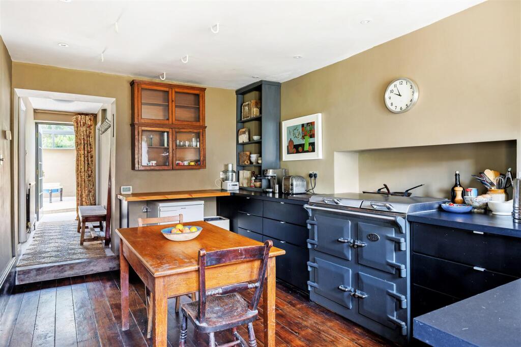 92985_Hill-House-Selsley-East (8).jpg