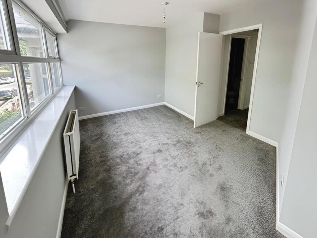 570e7025-Bedroom 20One.jpg