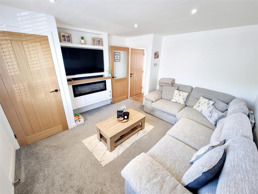 Sitting room.jpg