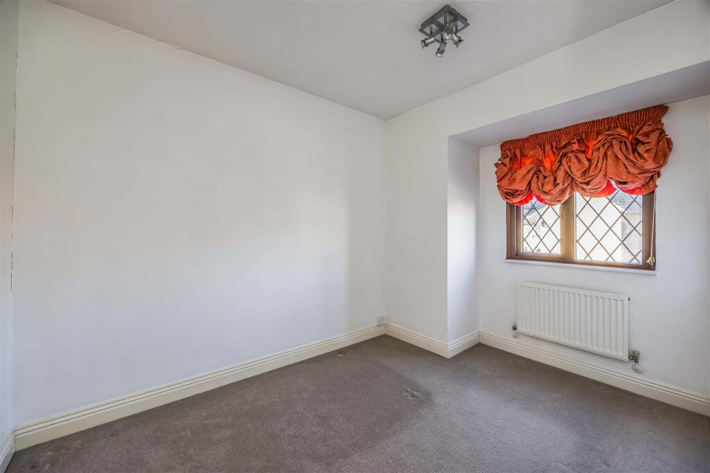 22 Wilby Lane, Copnor-Small-PorticoMarketing-SoldB