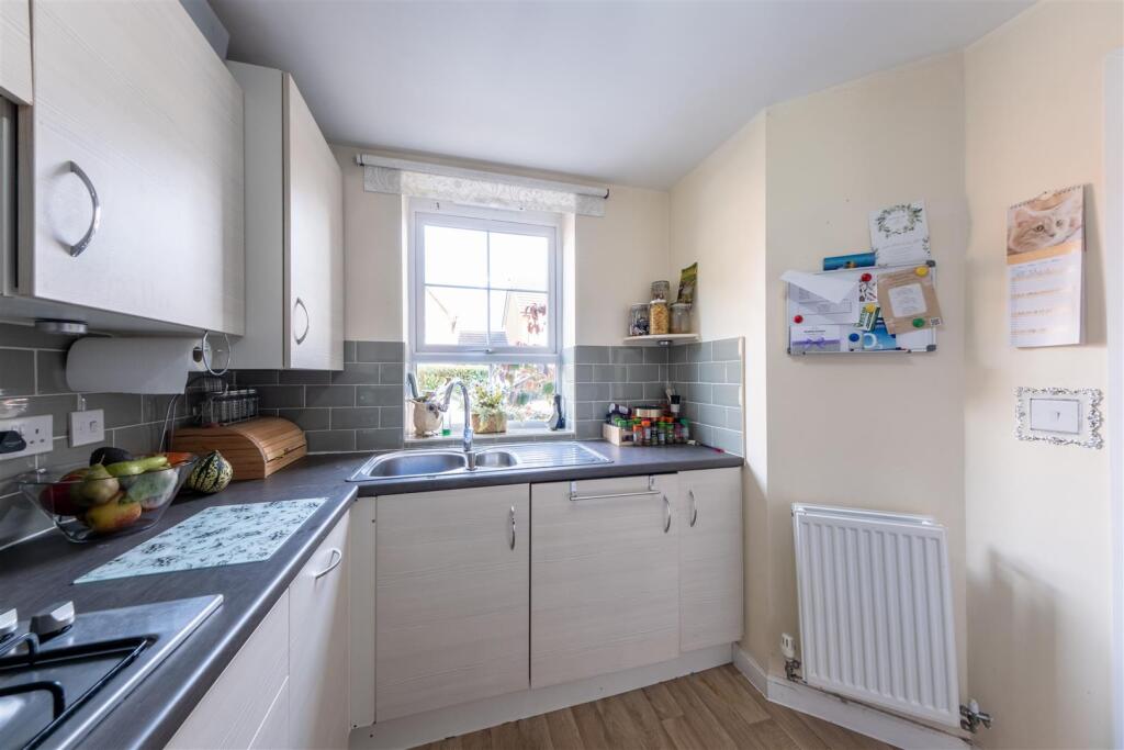 2 Rosemary Drive-002.jpg