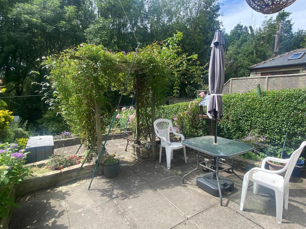 new rear patio.jpg
