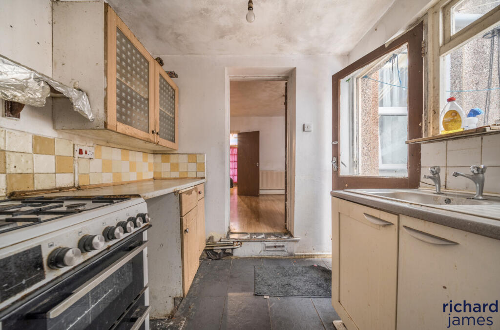 ecdb318890da4380b0b84666ab84da3a