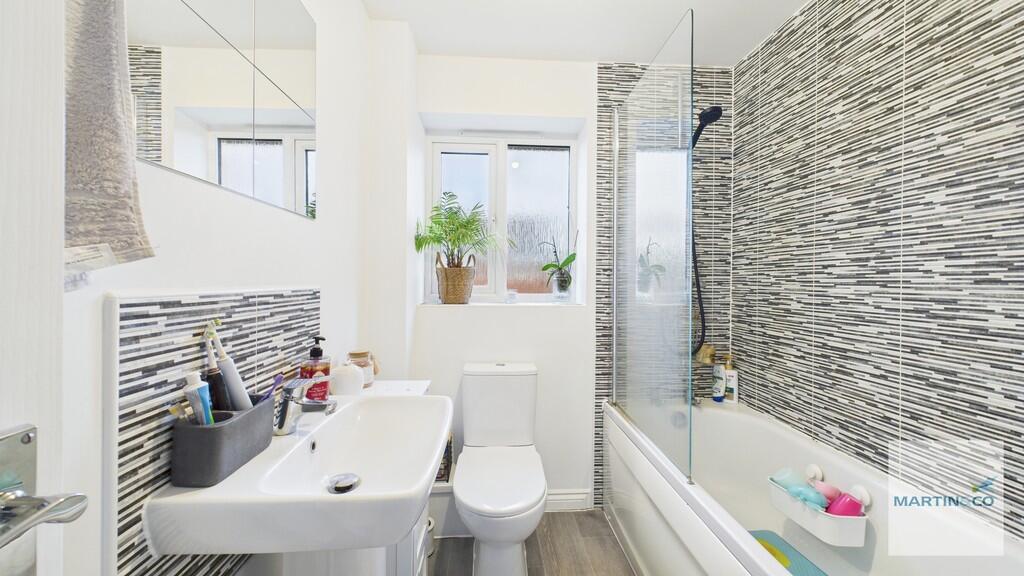 CAM03663G0-PR0218...