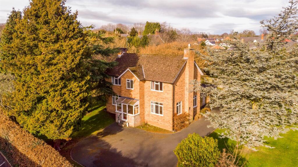 Constables Beechfield Lodge Drone--6.jpg