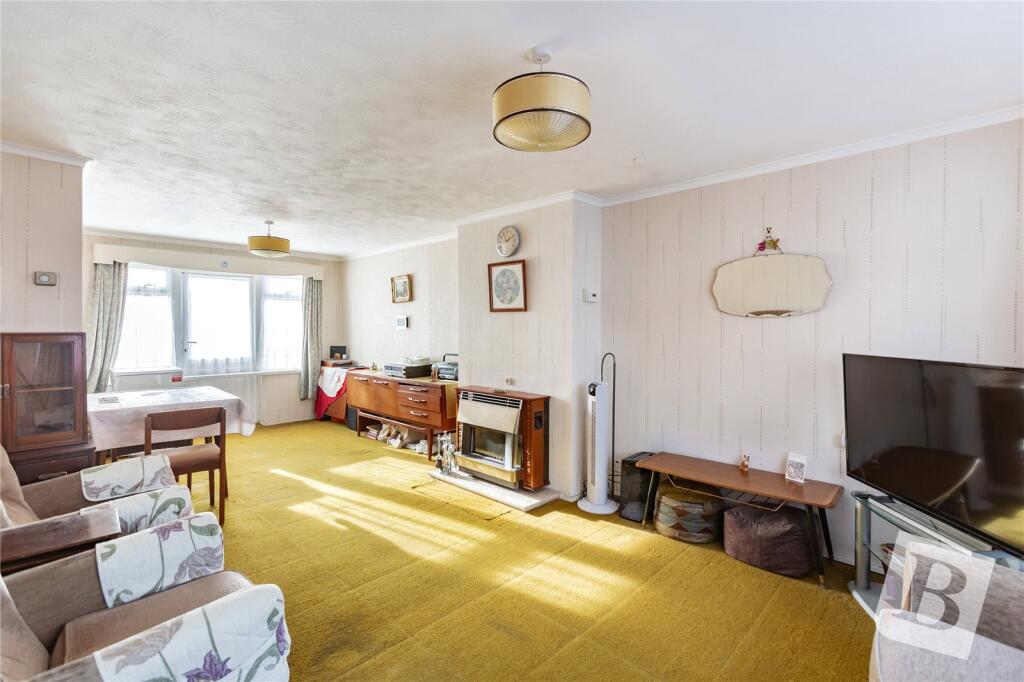 Living/Dining Area