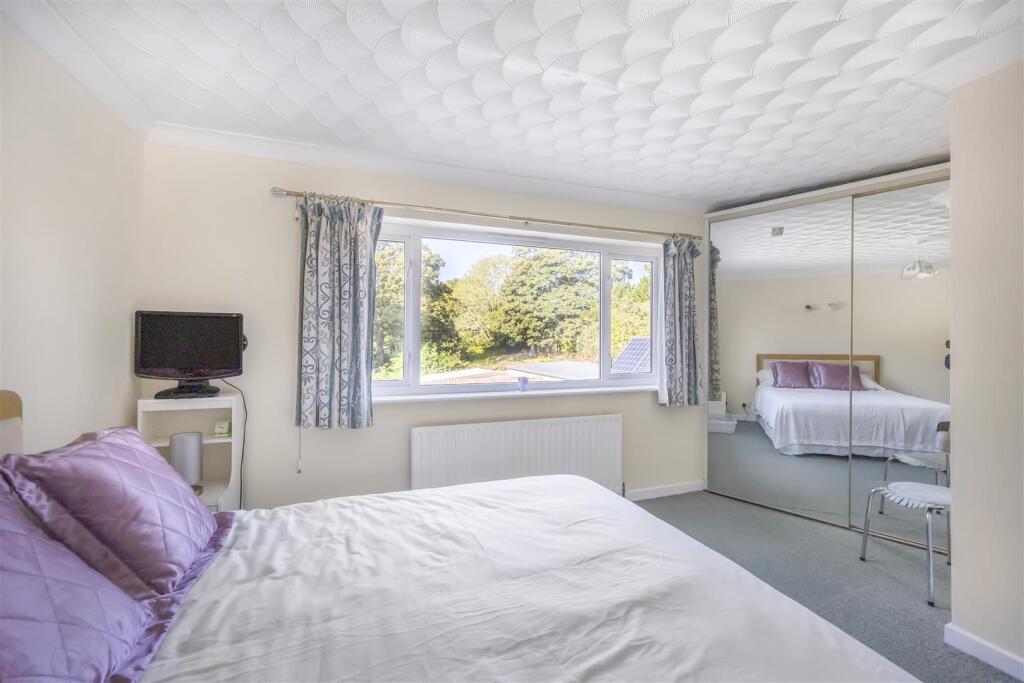 Master Bedroom.jpg