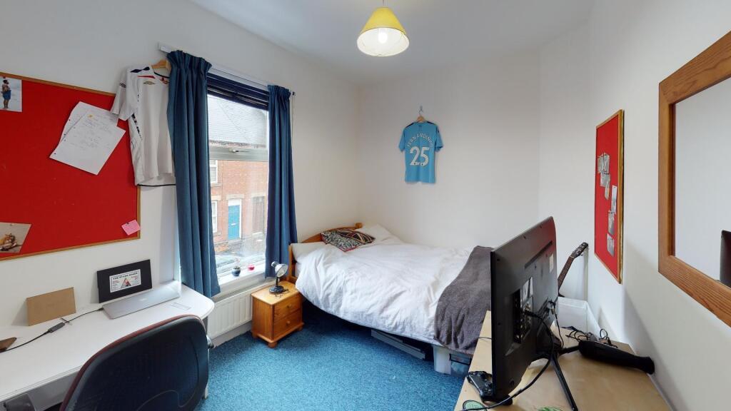 8-Rosa-Road-Bedroom(2).jpg