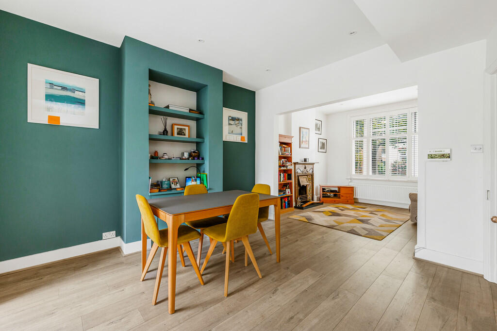 Church Gardens (5...