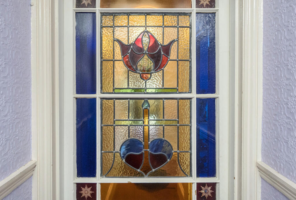 1363997-19-68e7a6...