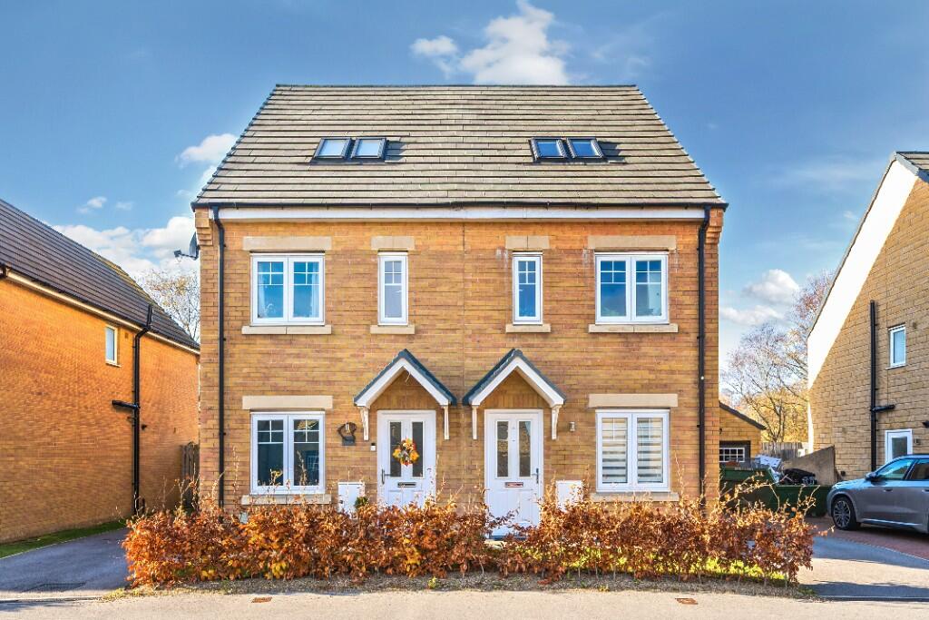 Scampston Drive, Harrogate, North Yorkshire, HG3