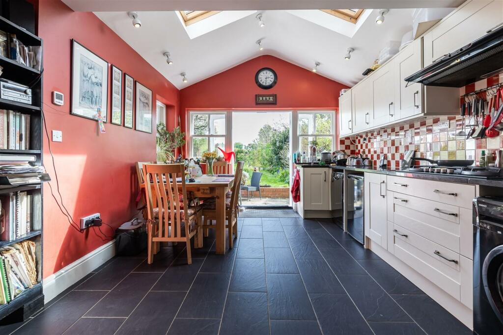 12 bury rd (16).jpg