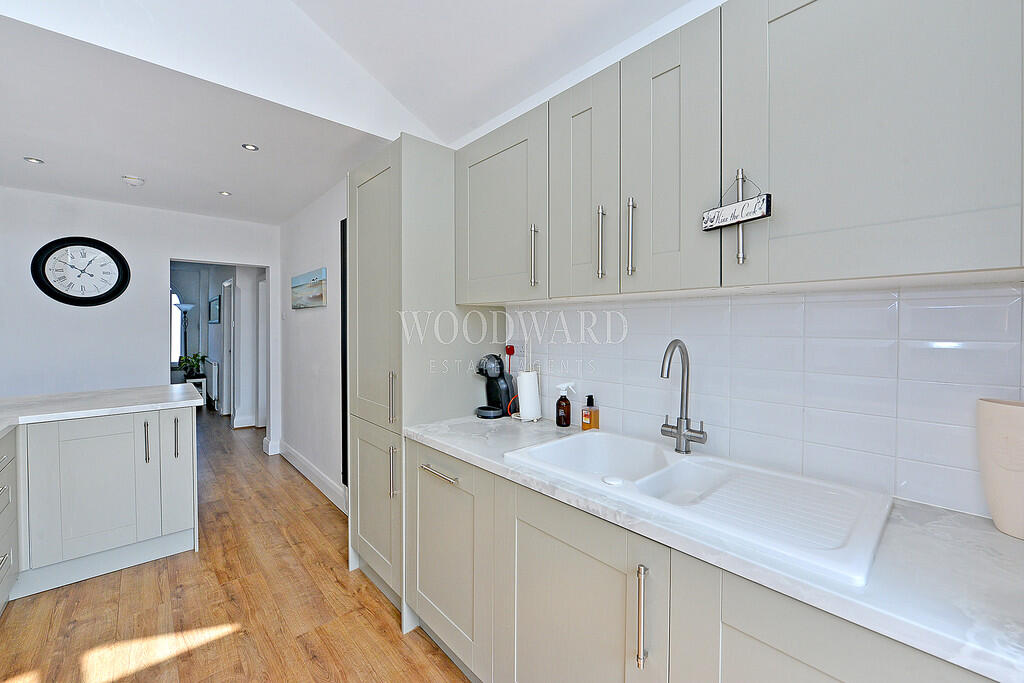 Kitchen/Breakfast...