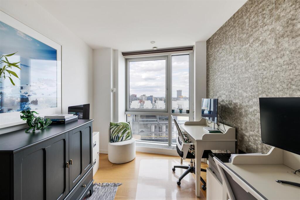 Fairmont Avenue, E14