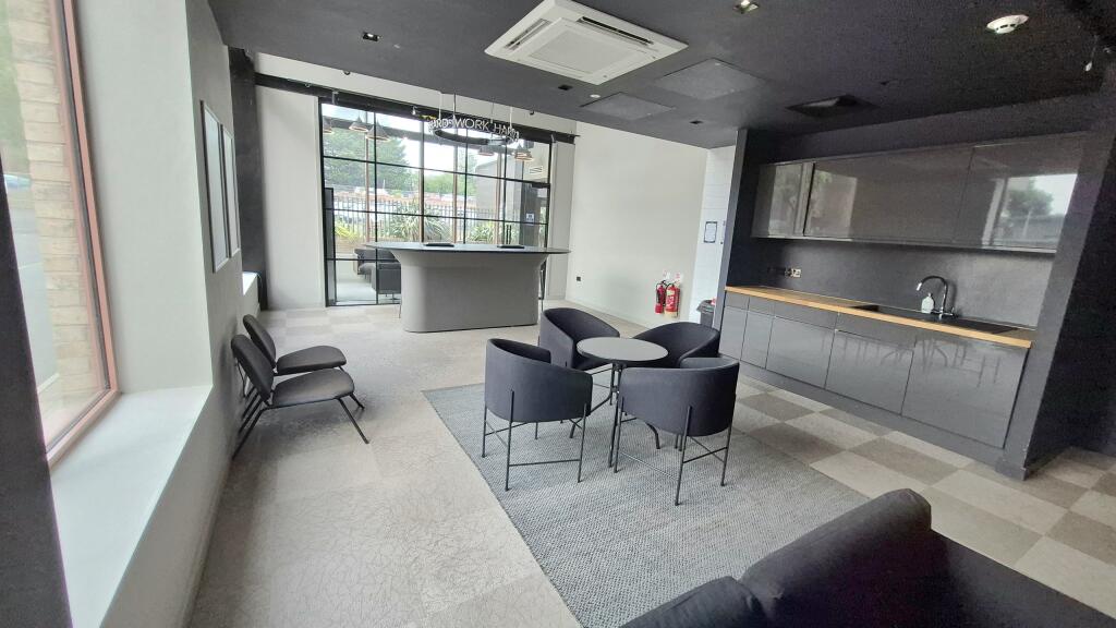 Communal Area b