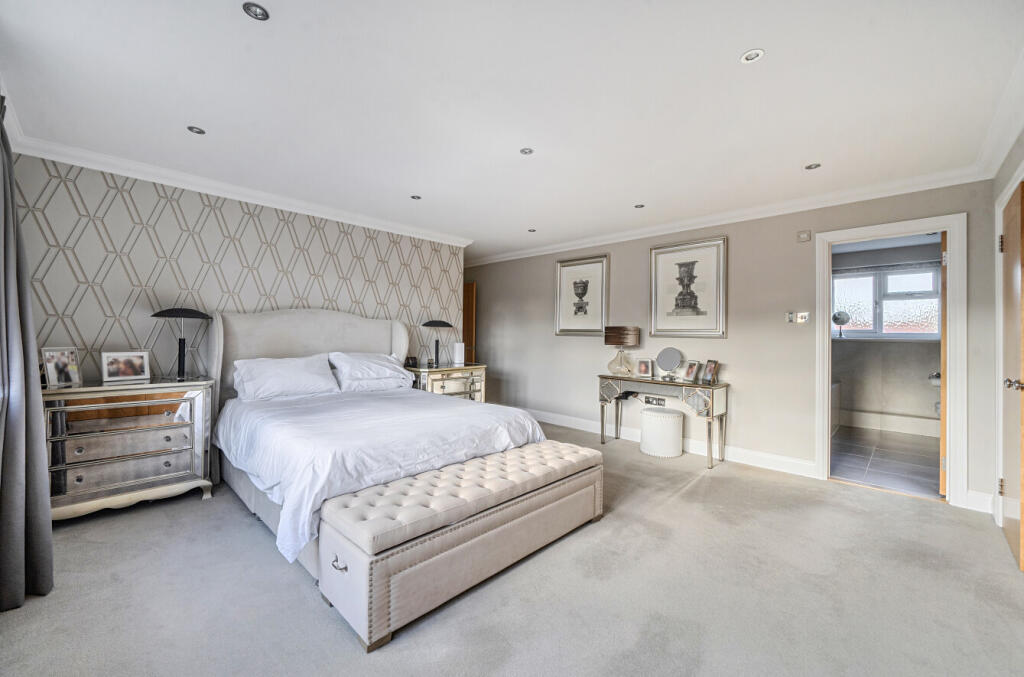 1384102-9-6929b32...